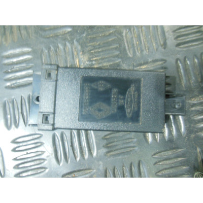  Блок управления стеклоподъемниками к  Renault  Laguna,  1998