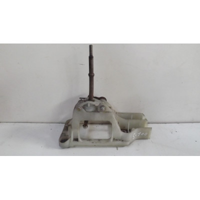 Кулиса к  Mitsubishi  Colt,  1998