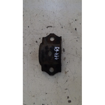  Крепление втулки стабилизатора к  Audi  100,  1988