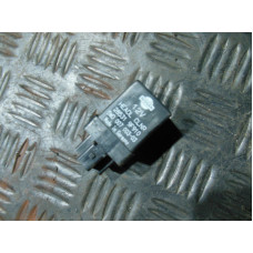  Реле стеклоочистителей (дворников) к  Nissan  Primera,  2001