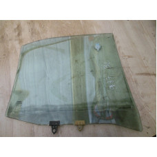  Стекло двери задней левой к  Nissan  Primera,  1998