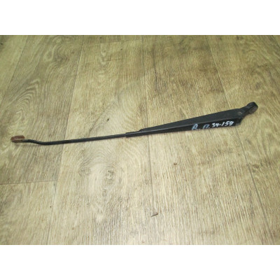  Щеткодержатель (поводок стеклоочистителя, дворник) к  Ford  Escort,  1998