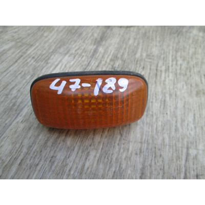  Повторитель передний правый к  Nissan  Primera,  1999