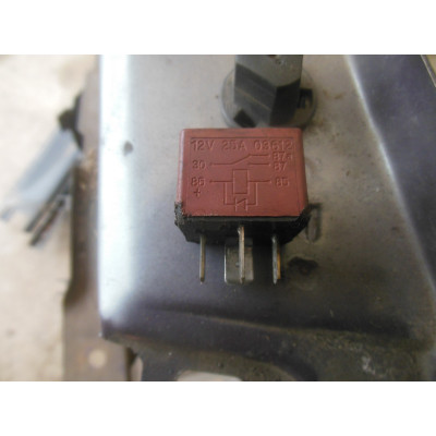  Реле (прочие) к  Renault  Megane,  1999