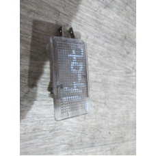  Фонарь салона (плафон) к  Opel  Zafira,  2002