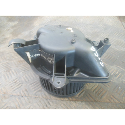  Моторчик печки к  Fiat  Punto,  2001