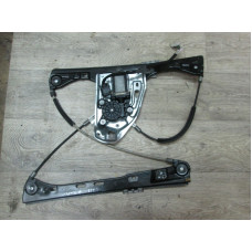  Стекло двери передней левой к  Mercedes  C W203,  2002