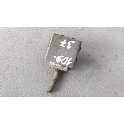  Блок комфорта к  Nissan  Primera,  1997