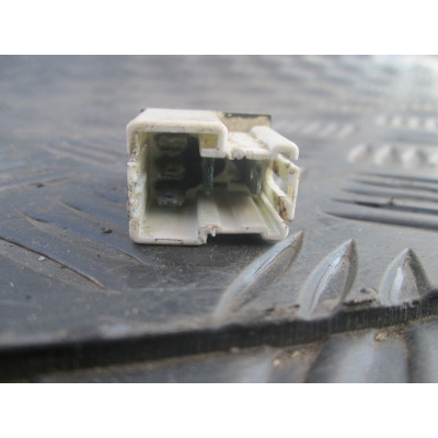  Реле (прочие) к  Mitsubishi  Galant,  1998