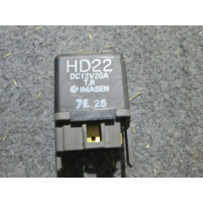  Реле (прочие) к  Mazda  323,  1997