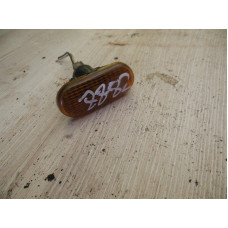  Повторитель передний левый к  Renault  Megane,  1997