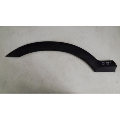  Молдинг крыла переднего левого к  Opel  Zafira,  2000