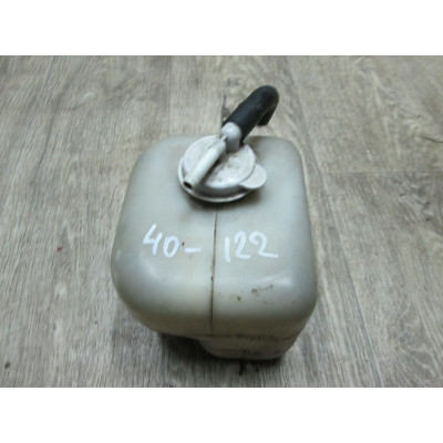  Бачок расширительный к  Mitsubishi  Space Wagon,  1996