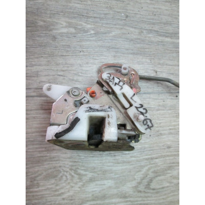  Замок двери задней левой к  Mitsubishi  Lancer,  1994