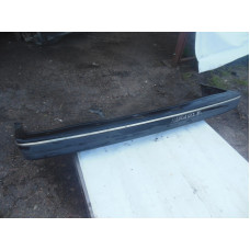  Бампер задний к  Mazda  323,  1986