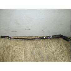  Щеткодержатель (поводок стеклоочистителя, дворник) к  Volkswagen  Golf,  1996