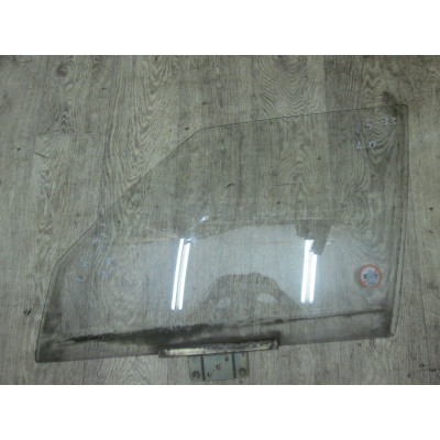  Стекло двери передней левой к  Skoda  Favorit,  1995