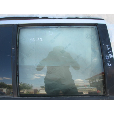 Стекло двери задней правой к  Mazda  626,  1996