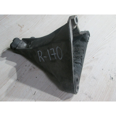  Кронштейн двигателя к  Audi  A4,  1997