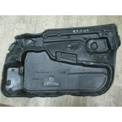  Обшивка двери передней правой (дверная карта) к  BMW  7 E38,  1999