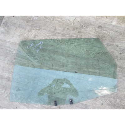  Стекло двери задней левой к  Audi  A6,  2000