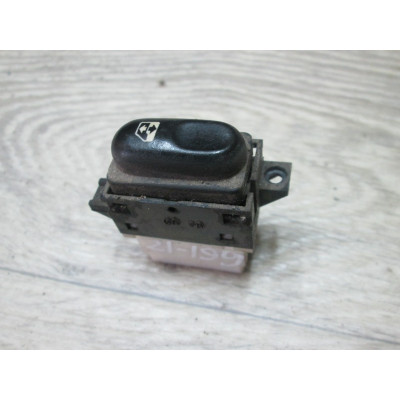  Кнопка стеклоподъемника к  Renault  Laguna,  1997