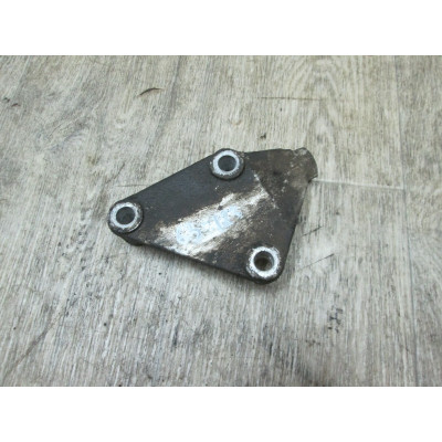  Кронштейн полуоси к  Peugeot  306,  1996