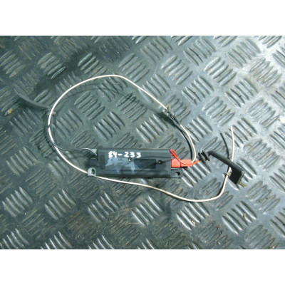  Усилитель антенны к  Audi  100,  1989