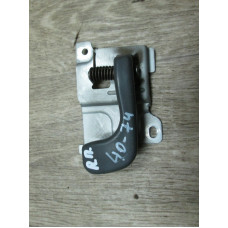  Ручка внутренняя передняя правая к  Mitsubishi  Space Wagon,  1996