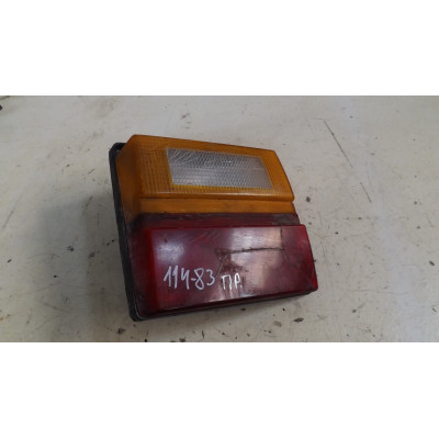  Фонарь крышки багажника правый к  Audi  100,  1988