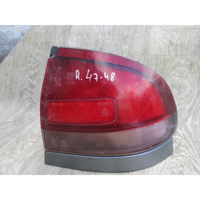  Фонарь задний правый к  Mazda  626,  1997