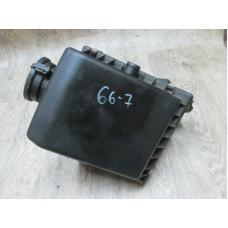  Корпус воздушного фильтра к  BMW  7 E38,  1999