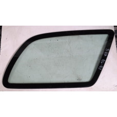  Стекло кузовное боковое правое к  Ford  Escort,  1998