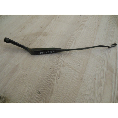  Щеткодержатель (поводок стеклоочистителя, дворник) к  Opel  Vectra,  1998