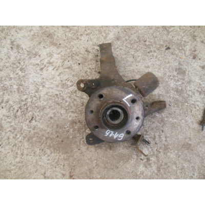  Кулак поворотный левый к  Renault  Laguna,  1999