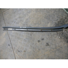  Молдинг стекла лобового к  Citroen  Xsara,  1998