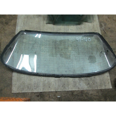  Стекло заднее к  Nissan  Sunny,  1993