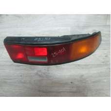  Фонарь задний правый к  Mazda  323,  1994