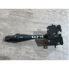  Переключатель поворотов к  Nissan  Primera,  1999