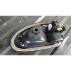  Ручка внутренняя передняя левая к  Renault  Megane,  1998