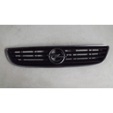  Решетка радиатора к  Opel  Zafira,  2000