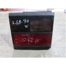  Фонарь задний левый к  Volkswagen  Passat,  1992