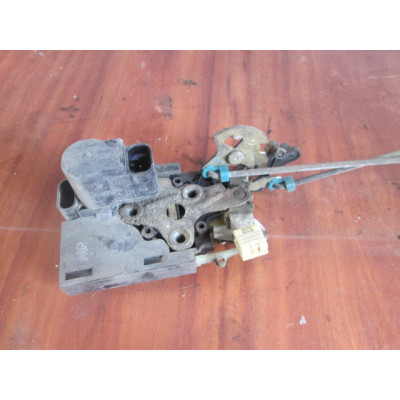  Замок двери задней правой к  Daewoo  Nubira,  2000