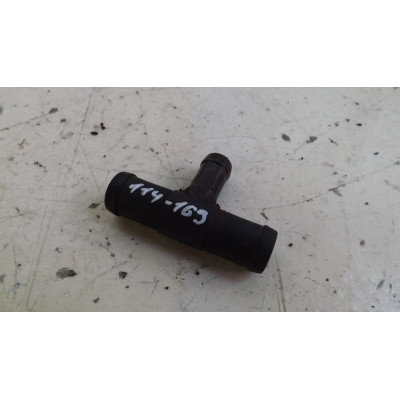  Фланец (тройник) системы охлаждения к  Audi  100,  1988