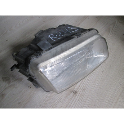  Фара правая к  Audi  A4,  1997