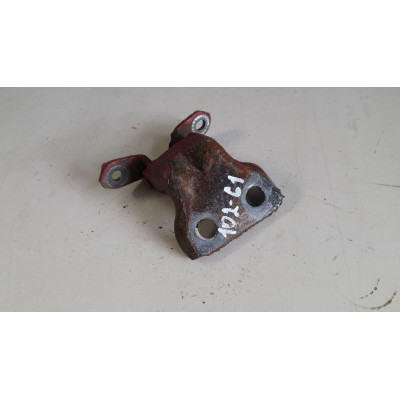  Петля двери передней правой к  Nissan  Sunny,  1993