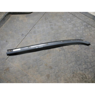  Молдинг стекла лобового к  Citroen  Xsara,  1998