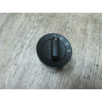  Кнопка противотуманных фар к  BMW  7 E38,  1999