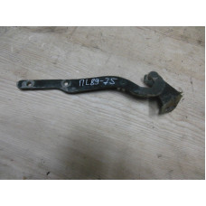  Петля капота левая к  Ford  Mondeo,  1995