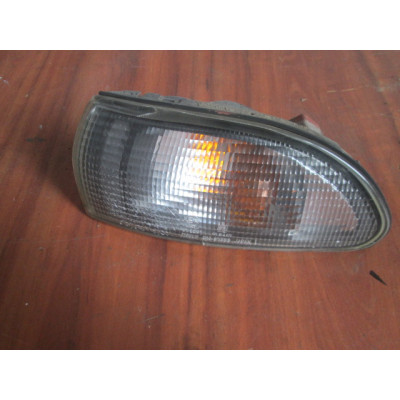  Поворотник левый к  Mitsubishi  Galant,  1995